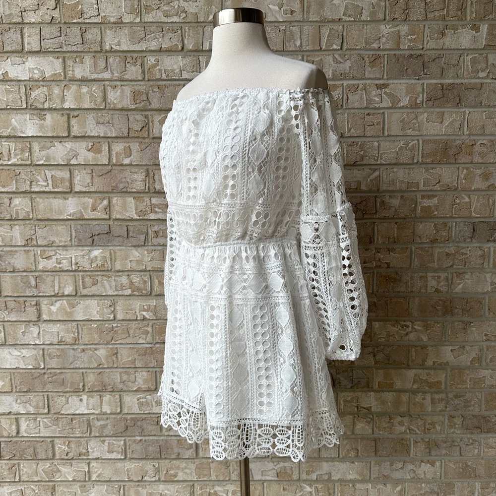 New Eilly Bazar Lace Romper Lined Size M 🌸 - Picture 6 of 16